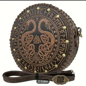 🌺 Round Brown Celtic Design Crossbody Bag